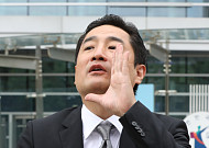 '임블리 스폰서설' 폭로 강용석, 1000만 원 징계…"품위 손상"