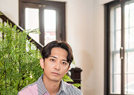 [초대석] 윤나무 "데뷔 10년차 배우, 매순간 박동하는 삶 살고파"