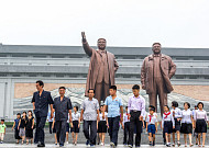 북한도 고령화 심각…적게 낳고 오래 못 산다