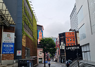 [불꺼진 명동]영업시간 감축ㆍ무권리 점포도 등장
