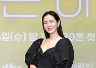 손예진 “현빈과 결혼 운명 같아요” …’서른, 아홉’ 흥행까지 노린다