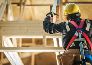 건설업의 고령 실업자 일자리 제공… 전년 대비 23.7% 증가
