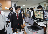[포토] 안철수, 코로나비상대응특위 대면진료 현장방문