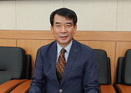 [피플] “올해 해외취업 활성화 원년 기대...청년 적극 지원”