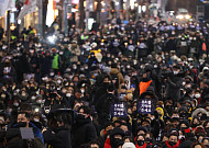 민주당 “尹, 이태원 추모제 얼굴조차 비치지 않아” 비판