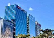 [BioS]신동국 한양정밀 회장, 한미사이언스 지분 5.27% 매수
