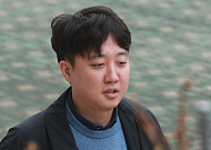 이준석, 생방송 펑크…“늦잠 죄송, 기상장비 보강하겠다”