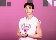 스키즈 방찬 “그분 아냐” 해명에도…‘후배 저격’ 후폭풍 계속