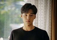 “단단하게 돌아오겠다” 배우 김민재, 오늘(18일) 육군 군악대 입대