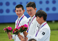 개막 12일 만의 '노골드 데이'…핸드볼·양궁서 은메달 획득 [항저우 AG]