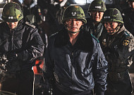 ‘서울의 봄’ 바로 그날…역사 속 12·12는 영화와 어떻게 달랐나 [이슈크래커]