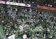 “손흥민 머리채 잡고 황희찬 목 조르고” 비매너 사우디 선수[아시안컵]