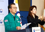 '전공의' 앞세우는 의협, 끌어안는 정부