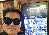 “안 봤으면 입 다물어”…‘한국사 일타강사’ 전한길, ‘건국전쟁’ 관람평