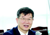 [복지 차관의 연금이야기] ① 노후행복의 조건은 ‘안정된 소득’