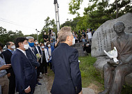 이재명 “尹정권, 日 역사세탁에 퍼주기만...부끄러운 광복절”