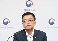 정부 "내년 예산안, 민간 활력 지원 통한 일자리 창출에 집중"