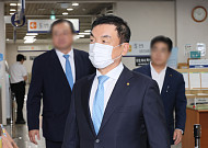 ‘도이치 주가조작’ 투자자문사 임원 항소심, 권오수 상고심 이후 진행