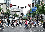 ‘중국 고령화’ 정년 연장…남성 60→63세, 여성 50·55→55·58세