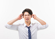 예고 없이 찾아오는 뇌졸중, 젊은 男 환자 절반은 흡연이 원인 [e건강~쏙]