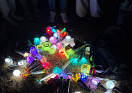 아이돌 응원봉에, 선결제 커피까지…'집회 문화', 이렇게 달라졌다 [이슈크래커]