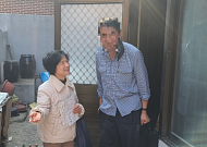 위기가구 찾아 돕는 '동네 보안관'…복지 사각지대 없앤다 [區석區석-서대문구 ‘이웃돌봄반’]