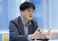 [이슈앤인물] 한기혁 KB라이프 상무 "일상을 숫자로 풀어내 고객에게 스며들어야"