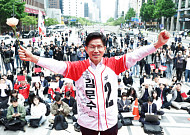 김문수, 노인·청년 공약 발표...서울 집중 유세로 표심몰이