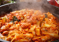 '생방송 투데이' 오늘방송맛집- 한우물의 법칙, 22년 전통의 닭갈비 맛집 '운○'