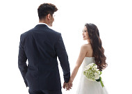 닛케이 “한국 남성ㆍ일본 여성 결혼 열풍…한류·경제력 상승이 요인”