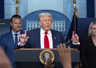 위기감 조성·구원자 포장술·최후통첩…트럼프 협상 비법 핵심은