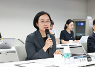한성숙 장관 "재창업 기업도 핵심 주역 될 수 있도록 뒷받침"