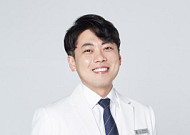 [투데이 건강노트] “고개 숙인 당신의 건강, 목부터 챙기세요”