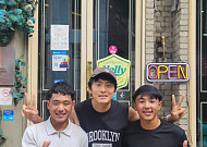 기안84, '태계일주' 의리 빛났다⋯히말라야 셰르파 소년들과 재회 "행복하렴"