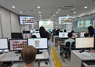 시니어, AI 교육 어디서 받을 수 있을까?