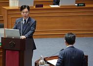 與, 대정부질문서 "주식시장 반등 배경은 상법·노조법 개혁 덕분"