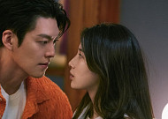 로코·추리·야구까지…집콕족 취향 저격 추석 OTT 라인업