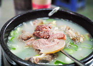 '2TV 생생정보' 오늘방송맛집- 밥 됩니까, 푸짐한 돼지국밥ㆍ수육 맛집 '4○○'