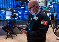 뉴욕증시, 반등 마감...지하철 7호선 차량 고장 外[오늘의 주요뉴스]