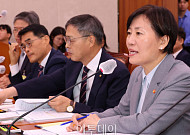 송미령 농식품부 장관 “농업을 국가전략산업으로…농업인 국가책임 강화” [국감]