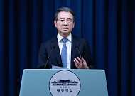 김용범 "10·15 부동산 대책 송구…허가제 확대는 불가피"