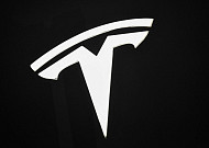 테슬라, 인도량 실망에 5%↓ ⋯블루아울 장중 6%↓ [오늘의 뉴욕증시 무버]