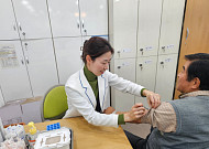 성동구, 필수노동자 3500명 인플루엔자 예방접종 지원