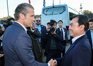 한미 국방 장관, JSA 방문…MDL 25m 거리서 경계태세 확인