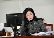 채은지 광주시의원...시 산하기관 '쪼개기 계약' 300명 지적
