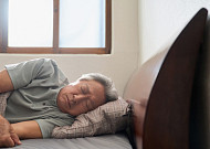 나이 들수록 ‘수면 질’ 확인해봐야…깊은 수면 점점 줄어[e건강~쏙]