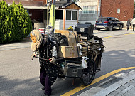 폐지 수거 노인의 삶...'활동가'로 다시 보다