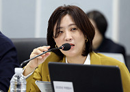 국힘 "규제도 민심 이탈도 2배속…文정부 실패한 규제 만능주의 답습"