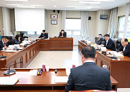 용인시의회 문화복지위, 복지안전망 전방위 점검…“고독사·노인학대 막아야”