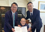 이 대통령, 최고령 이하전 애국지사 생일 축전…“존경·감사”